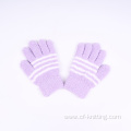 Customized knitted gloves for children